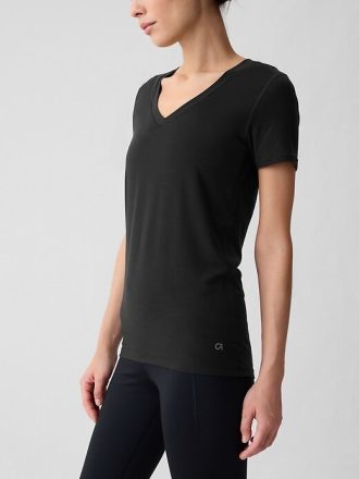 GapFit Breathe V Yaka Tişört